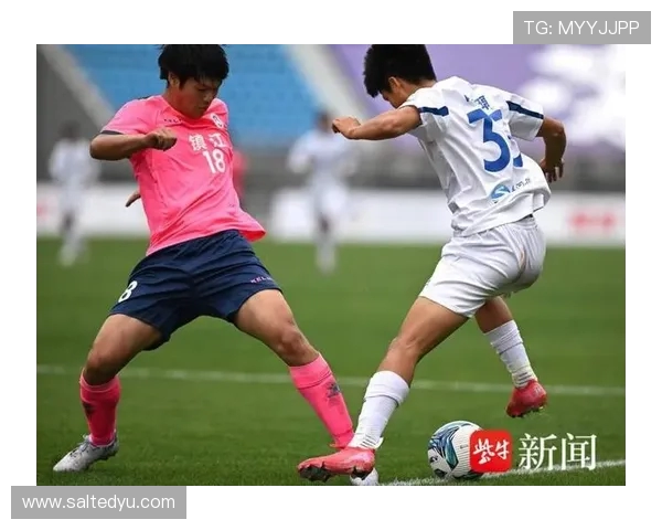 苏超昆山赛场激战落幕，10 分钟直达阳澄湖追风逐光品湖鲜(1)