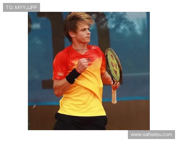 贝尔赫斯直落两盘横扫奥佩尔卡，强势晋级巡回赛决赛(2)